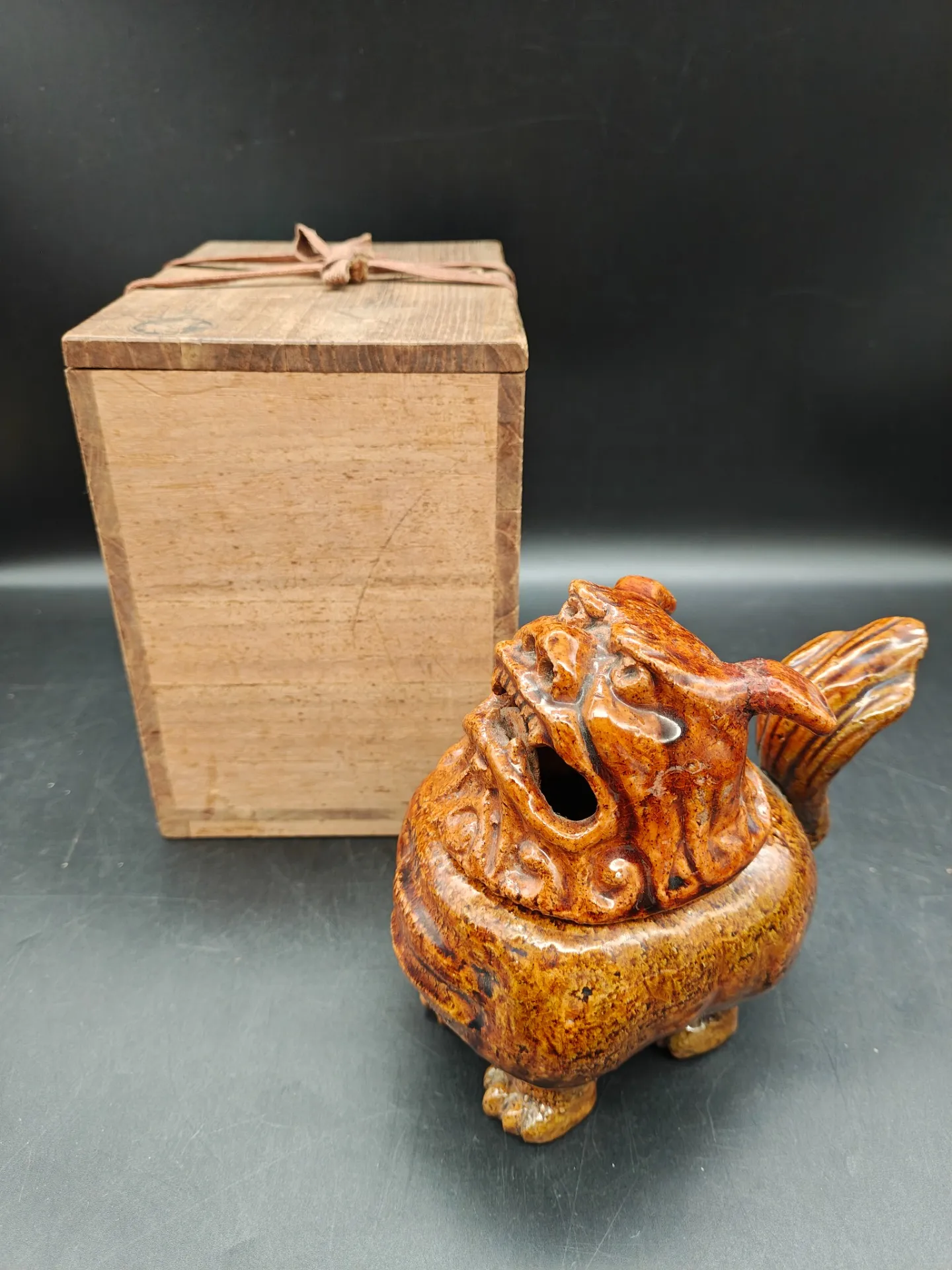 大樋　獅子香炉