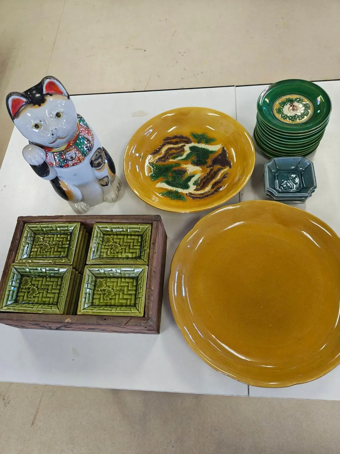 珉平焼と招き猫